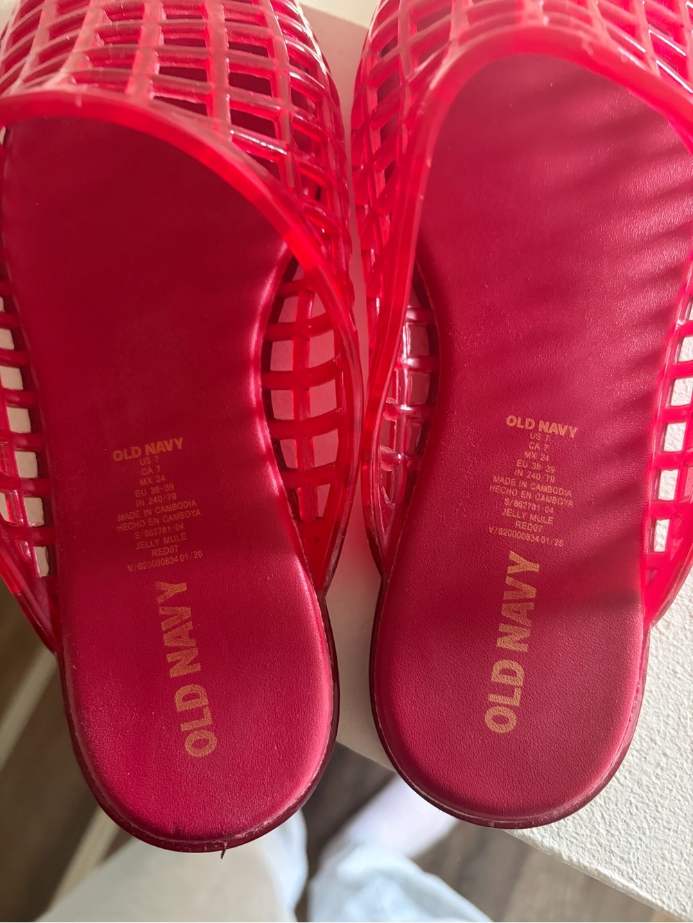 Old Navy Red Jelly Slip-On Mules - Picture 4 of 4